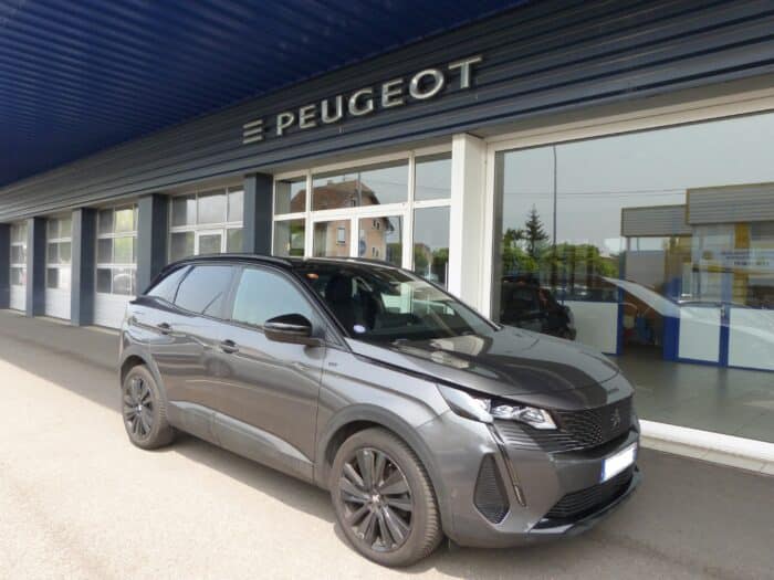 Peugeot 3008 1.2 pure tech 130 cv gt eat8