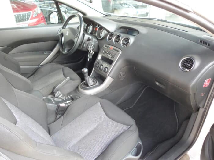 Peugeot 308 cc 1.6 vti 16v sport – Image 4
