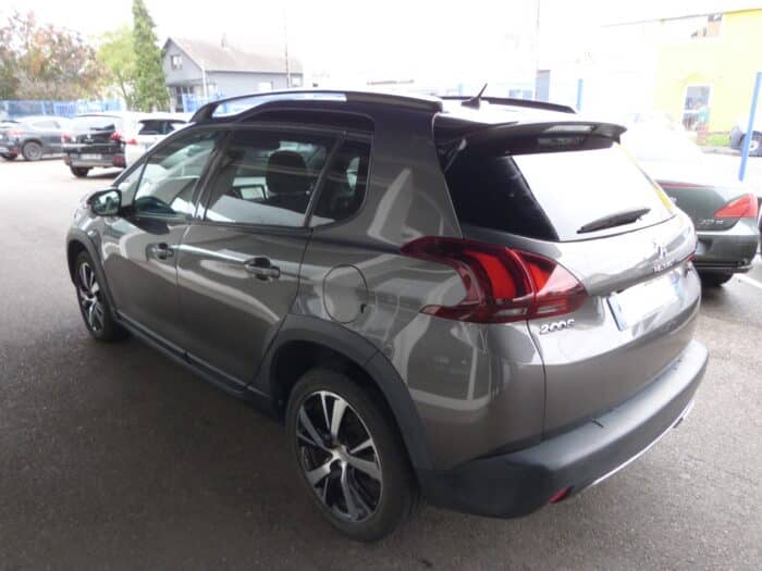 Peugeot 2008 1.2 pure tech 110 gt line eat6 – Image 2