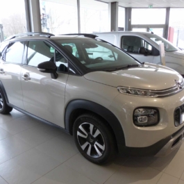Citroen c3 aircross 1.2 pure tech 110 cv shine