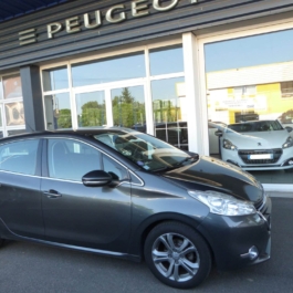 Peugeot 208 1.2 vti allure
